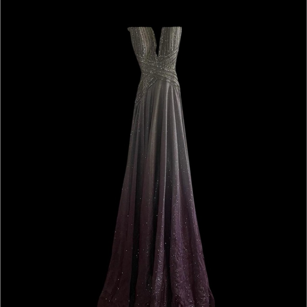 Stunning Ombré Silver/Purple Prom Dress & Accessories.